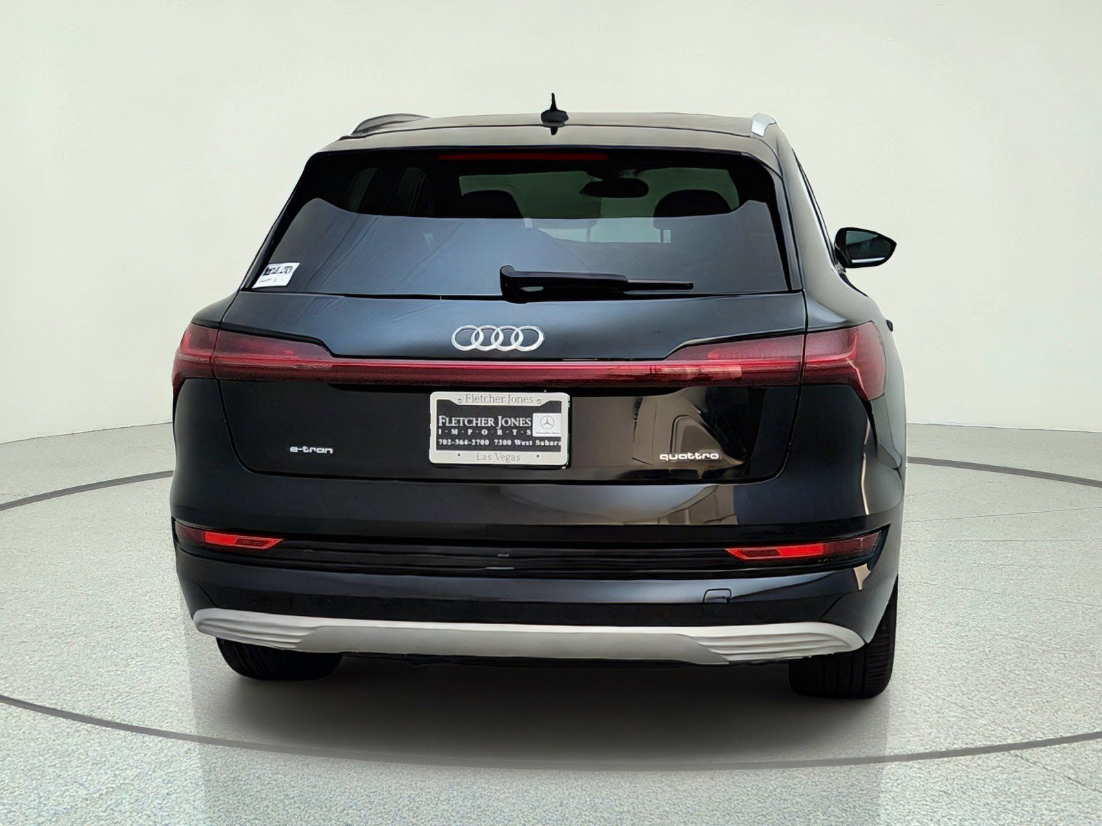 Used 2023 Audi e-tron Premium Plus w/ Premium Plus Package AWD/4WD image 10