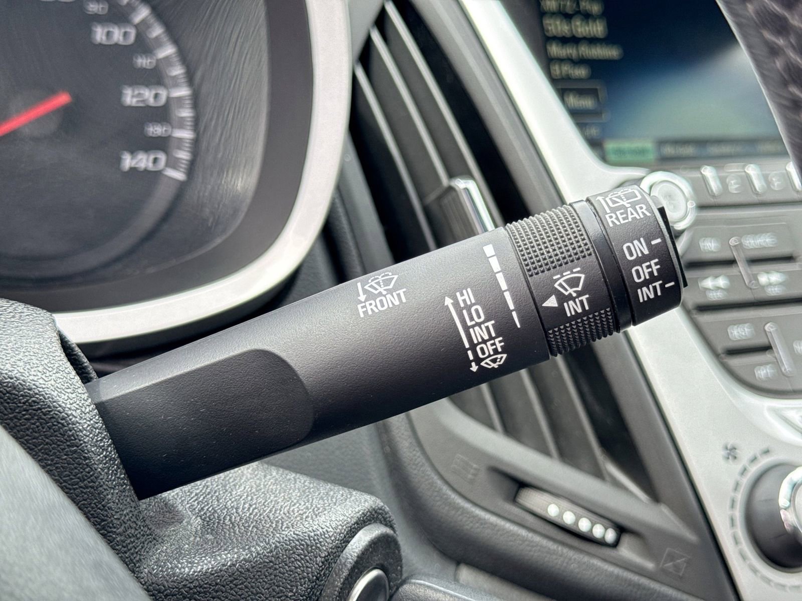 Used 2014 Chevrolet Equinox LTZ AWD/4WD image 24