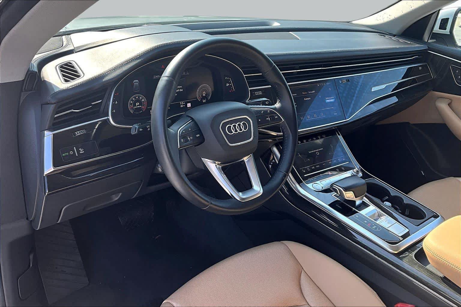 Used 2019 Audi Q8 Prestige w/ Towing Package AWD/4WD image 18