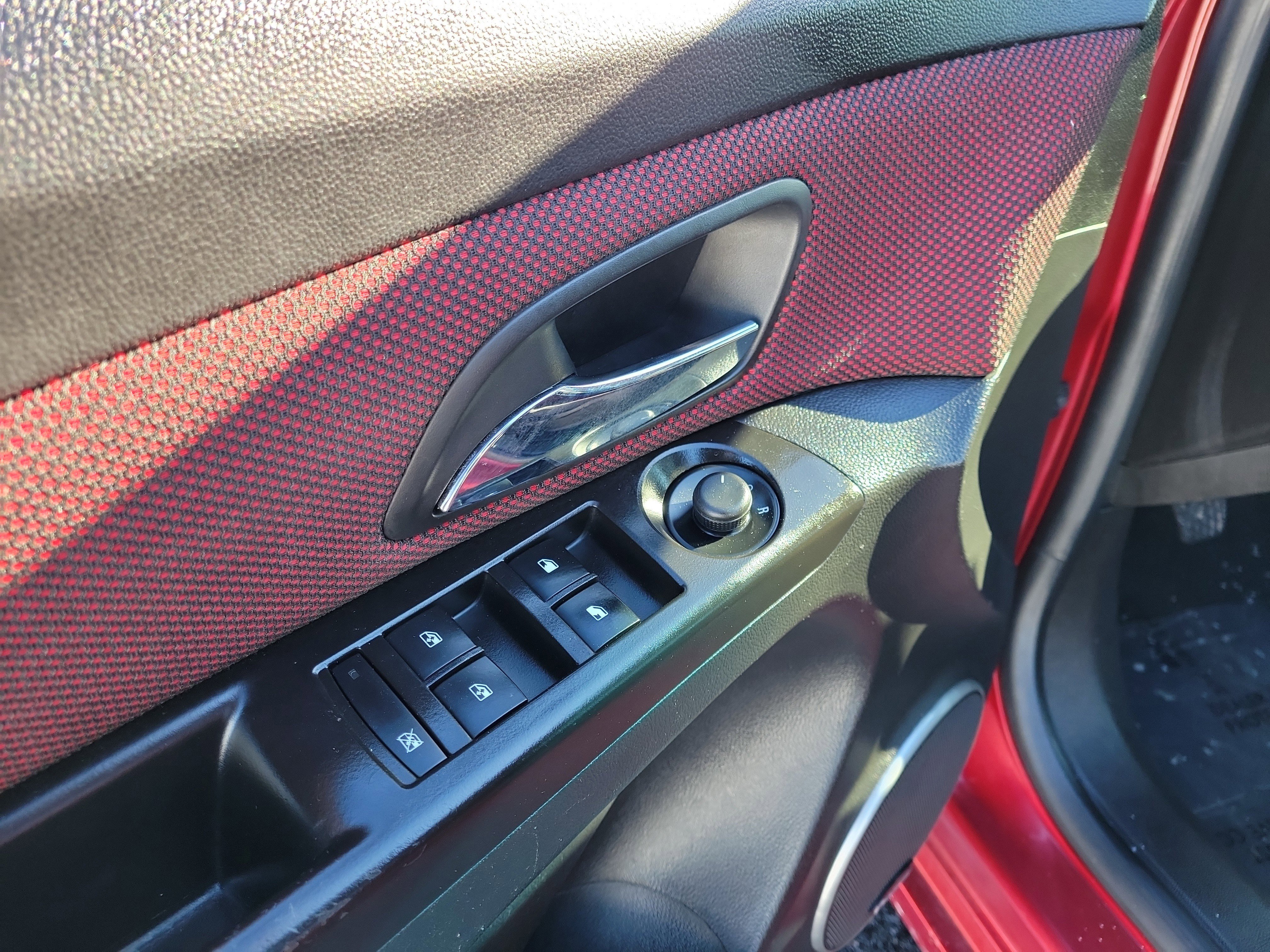 Used 2014 Chevrolet Cruze LT w/ All-Star Edition image 18