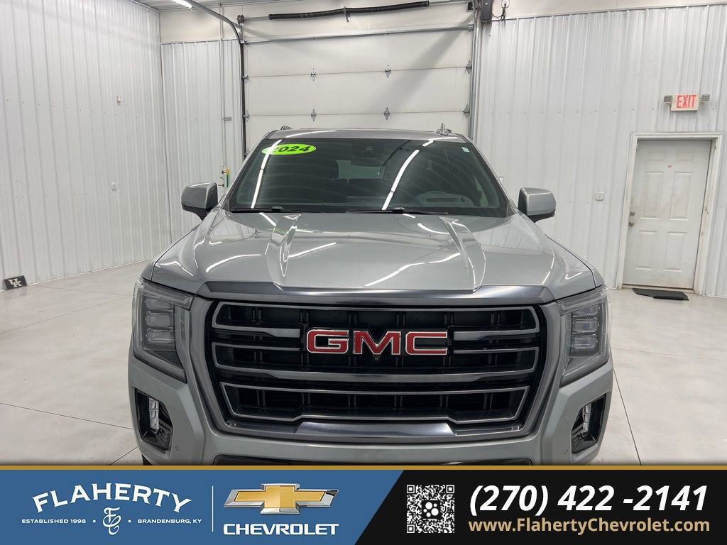 Used 2024 GMC Yukon XL AT4 w/ Technology Package image 7