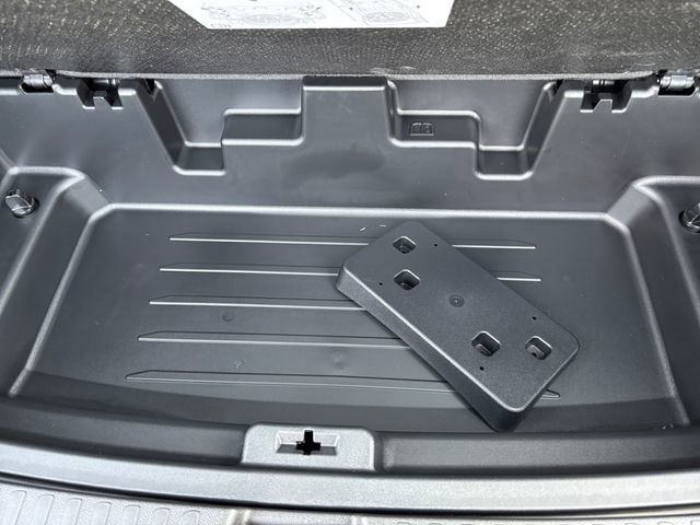 New 2026 Chevrolet Traverse LT w/ Midnight/Sport Edition image 24