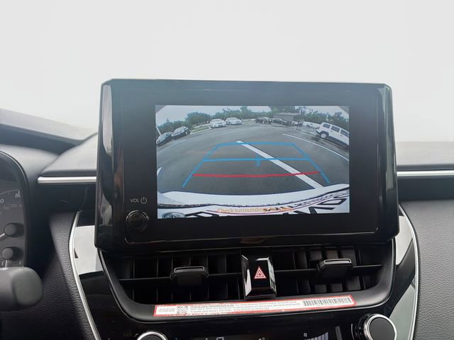 Used 2025 Toyota Corolla LE image 31