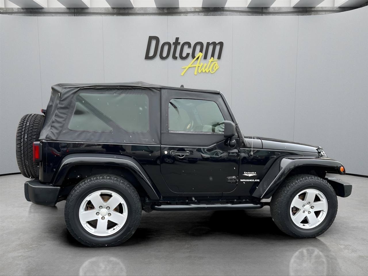 Used 2007 Jeep Wrangler Sahara AWD/4WD image 14