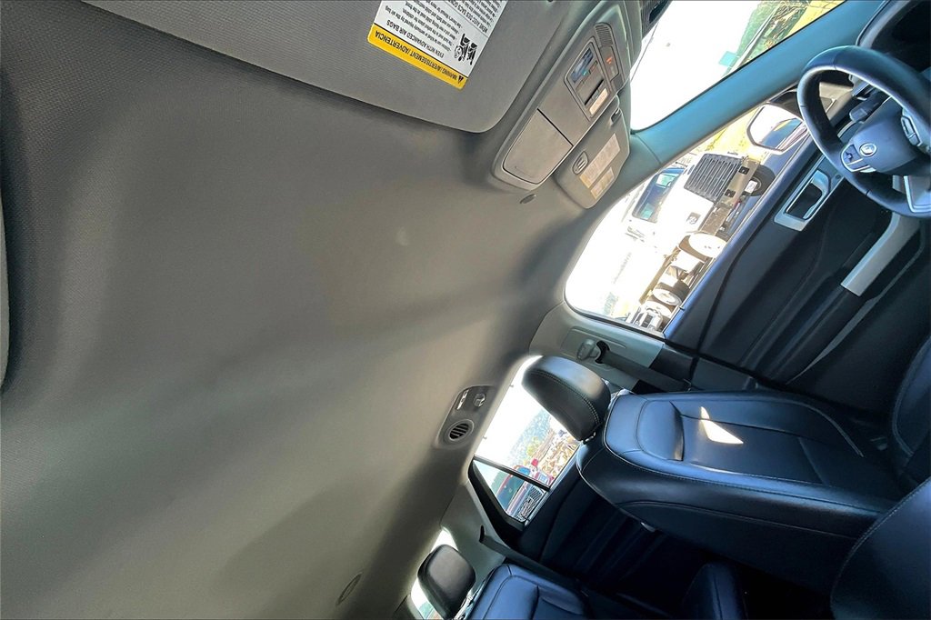 Used 2024 Ford Explorer Limited image 22