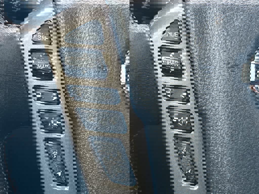 Used 2021 Nissan Titan Platinum Reserve w/ Moonroof Package image 22