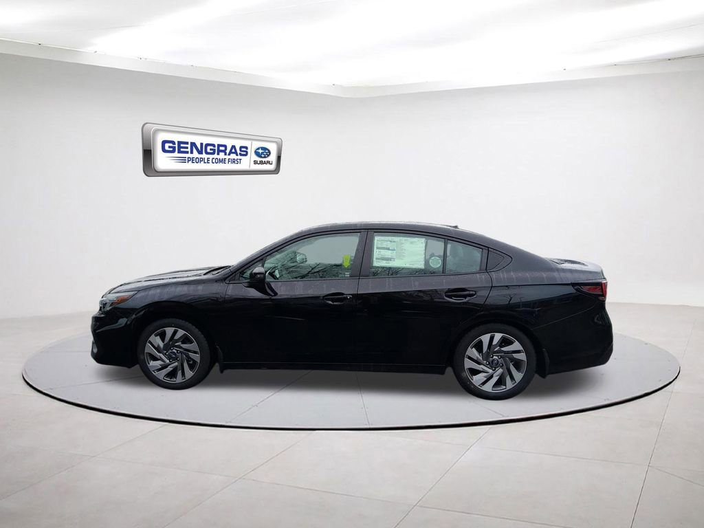 Used 2025 Subaru Legacy Limited image 4
