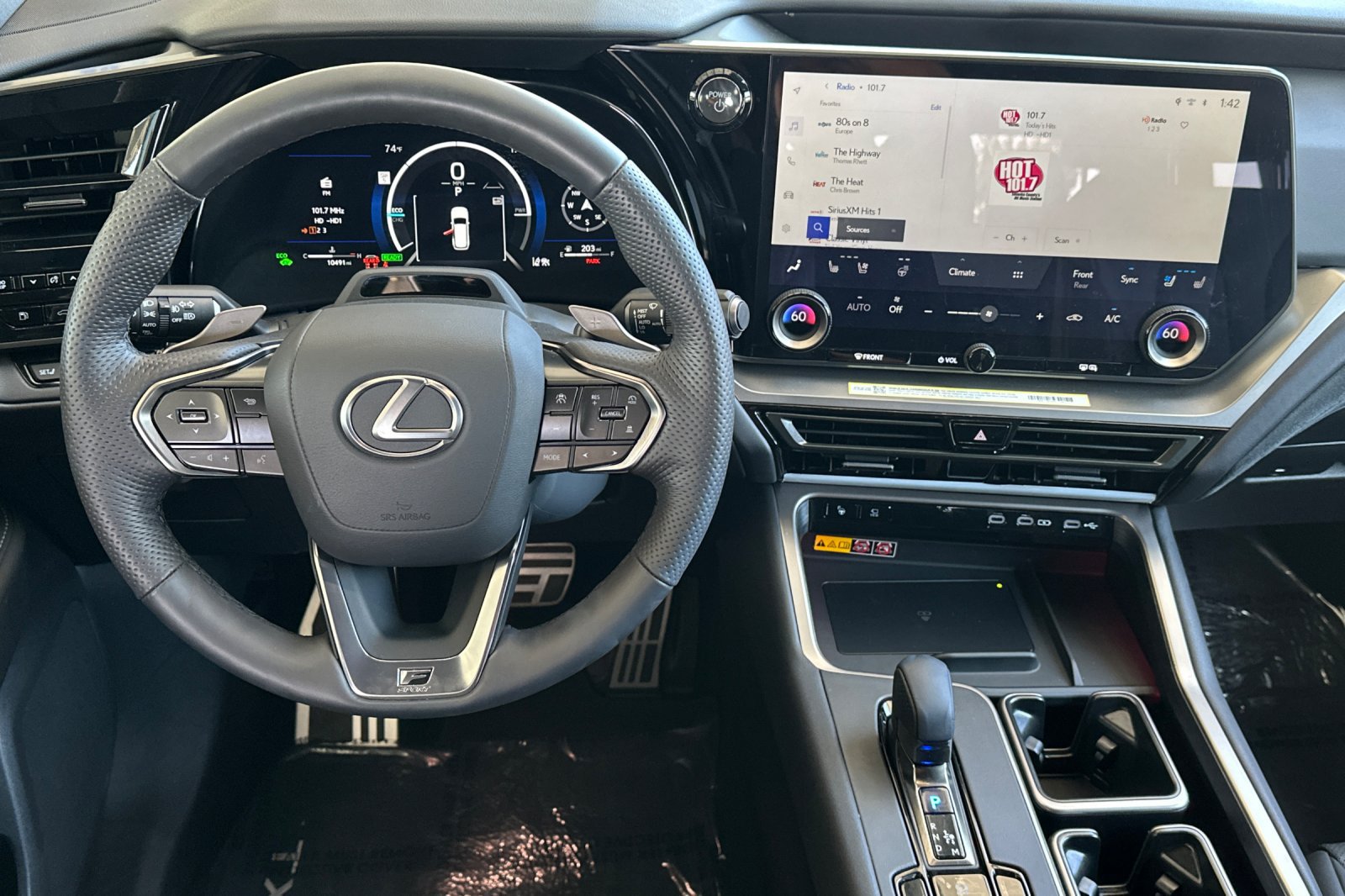 Certified 2025 Lexus TX 500h AWD image 14