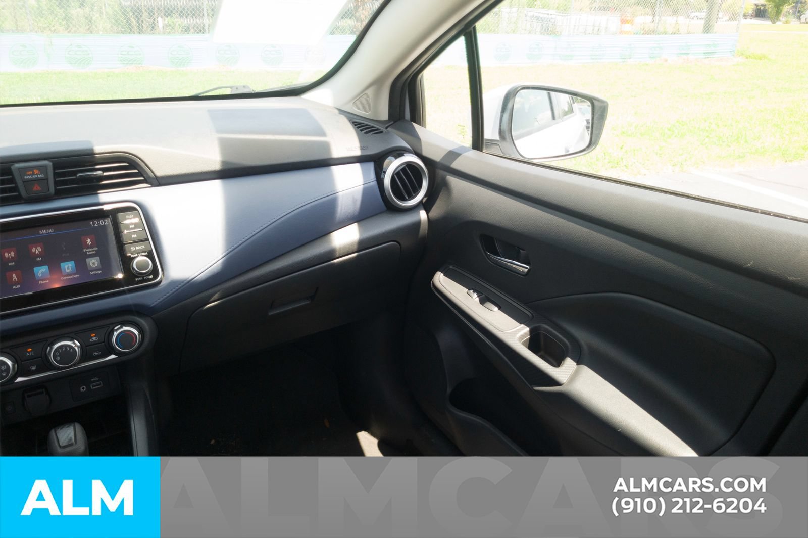 Used 2024 Nissan Versa SV FWD image 18
