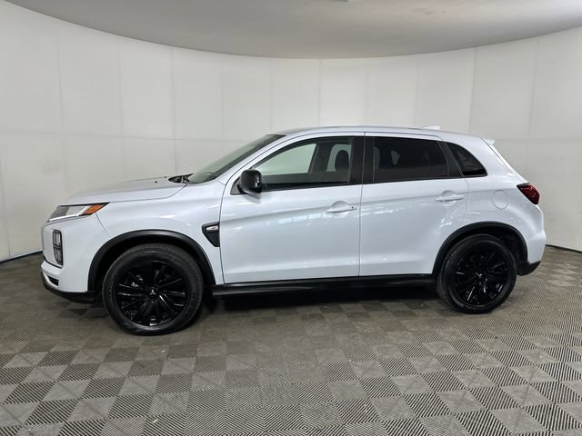 Used 2025 Mitsubishi Outlander Sport LE image 6