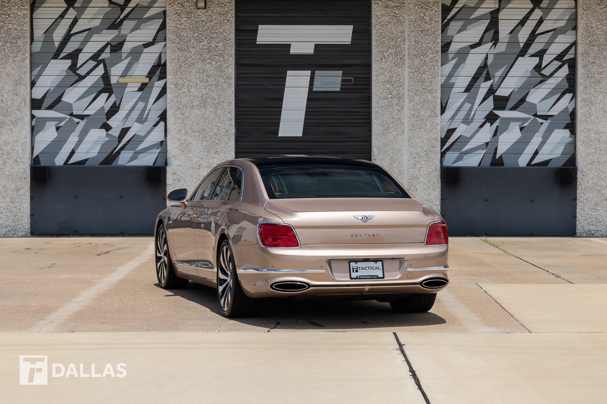 Used 2022 Bentley Flying Spur W12 AWD/4WD image 11