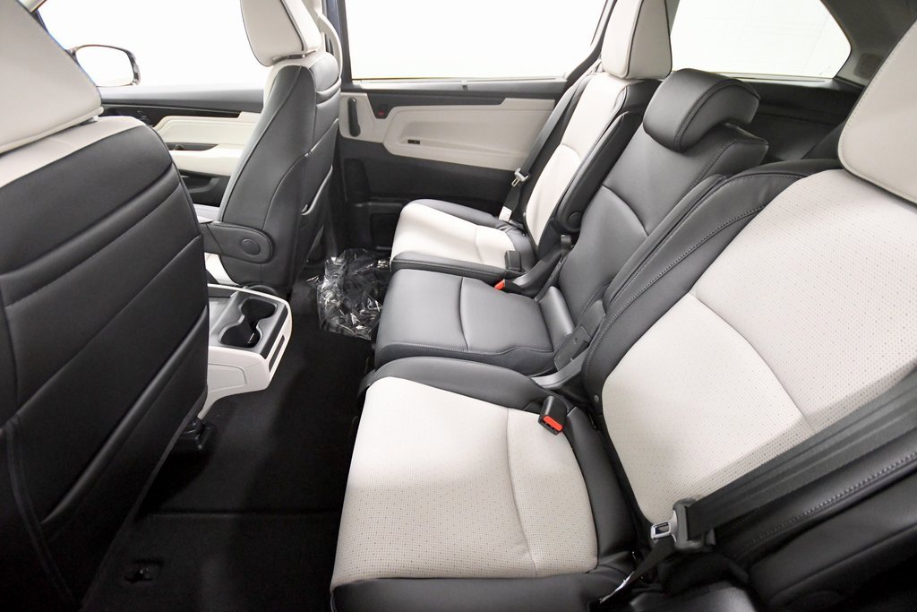New 2026 Honda Odyssey Elite image 9