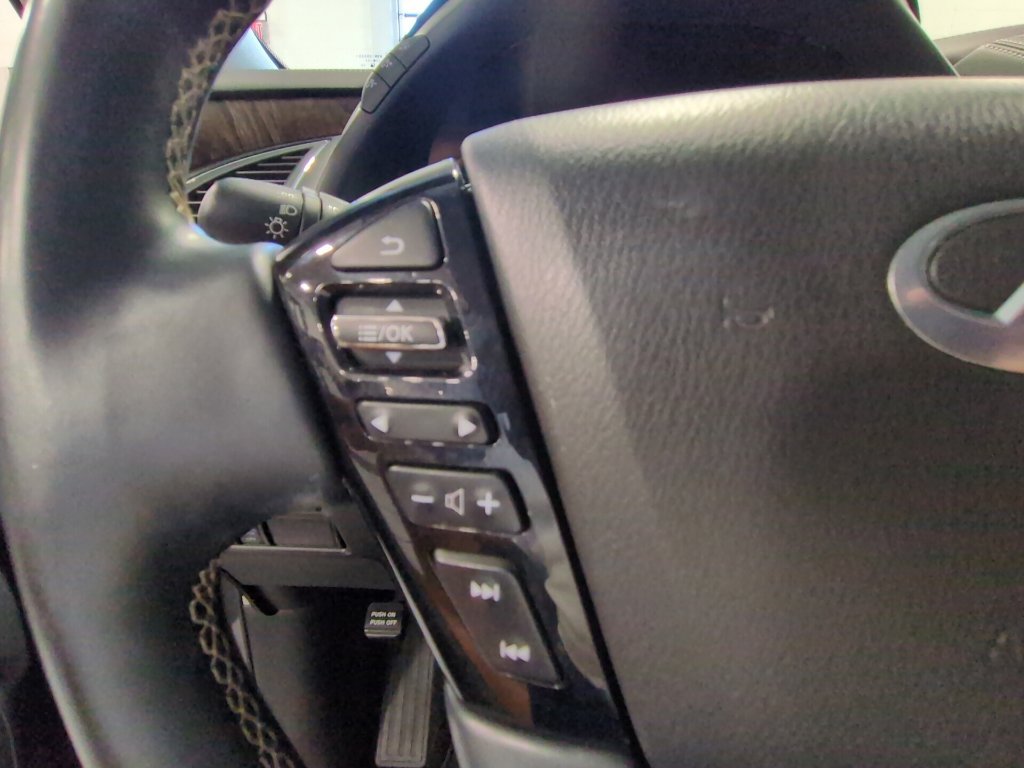 Certified 2023 INFINITI QX80 Premium Select w/ Cargo Package RWD image 16