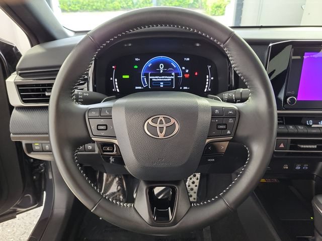 Used 2026 Toyota Camry SE FWD image 26