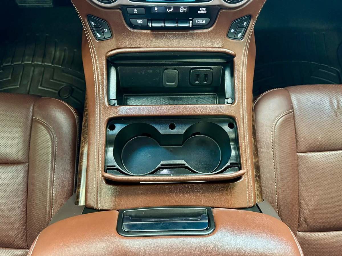 Used 2018 Chevrolet Tahoe Premier image 32