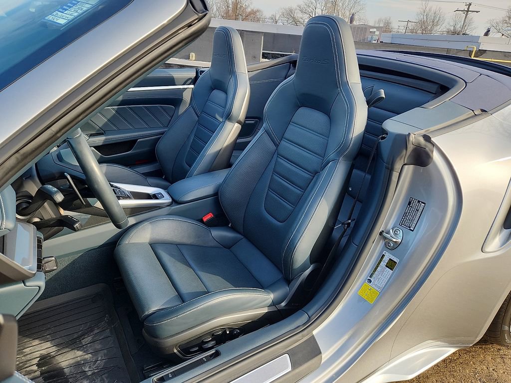Certified 2021 Porsche 911 Turbo S image 5
