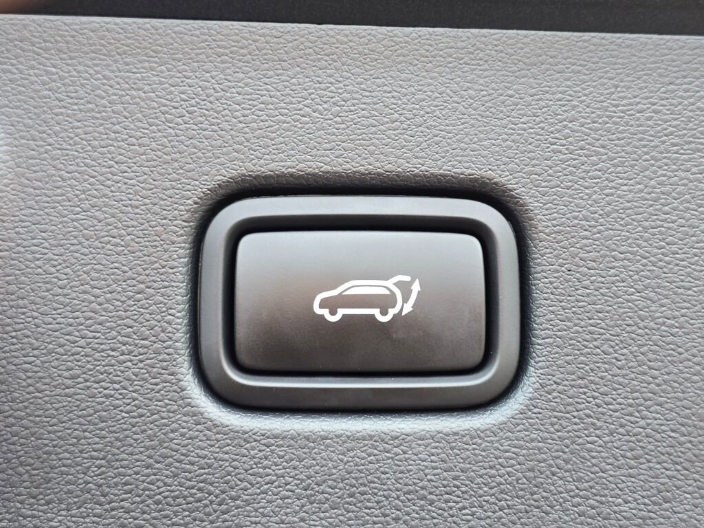 Used 2024 Hyundai Tucson Limited image 18