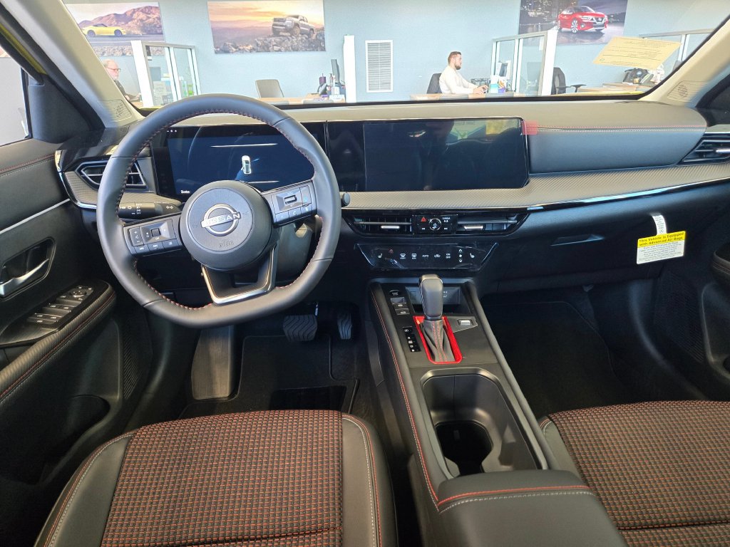New 2026 Nissan Kicks SR w/ Cold Weather Package AWD/4WD image 10
