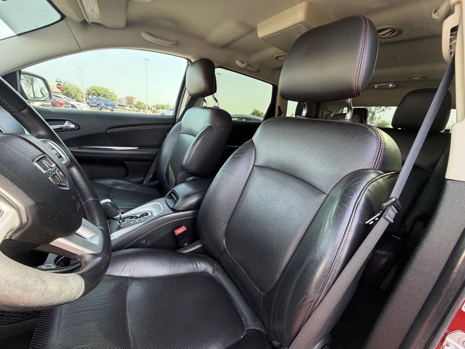 Used 2015 Dodge Journey R/T w/ Flexible Seating Group FWD image 14
