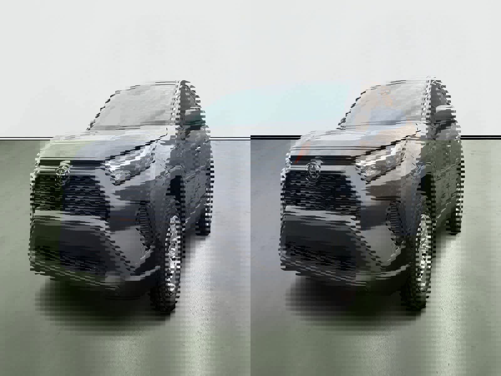 Used 2024 Toyota RAV4 LE image 2