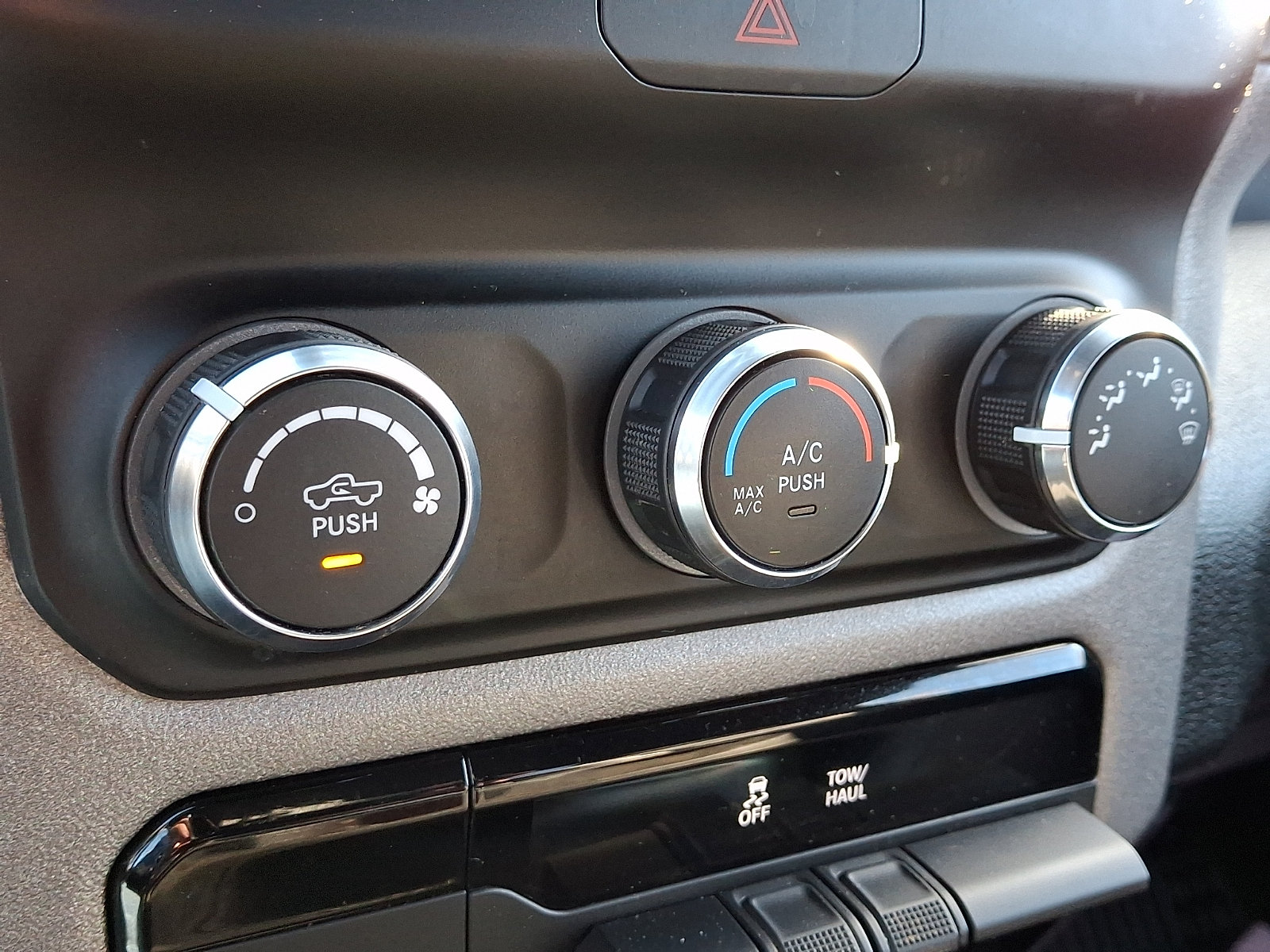 Used 2024 RAM 2500 Tradesman AWD/4WD image 15