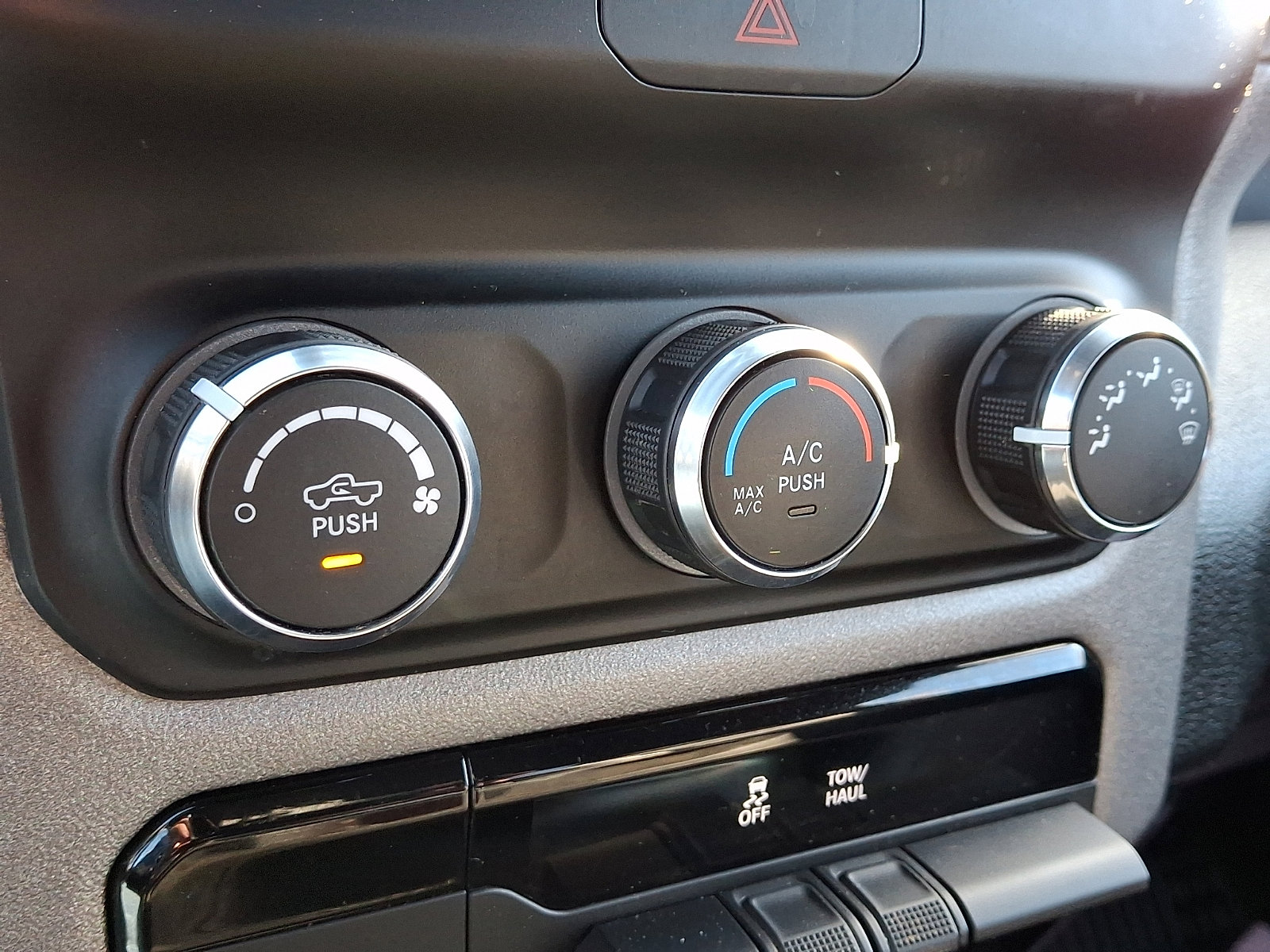 Used 2024 RAM 2500 Tradesman AWD/4WD image 15