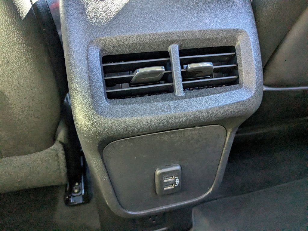 Used 2021 GMC Terrain SLT image 16