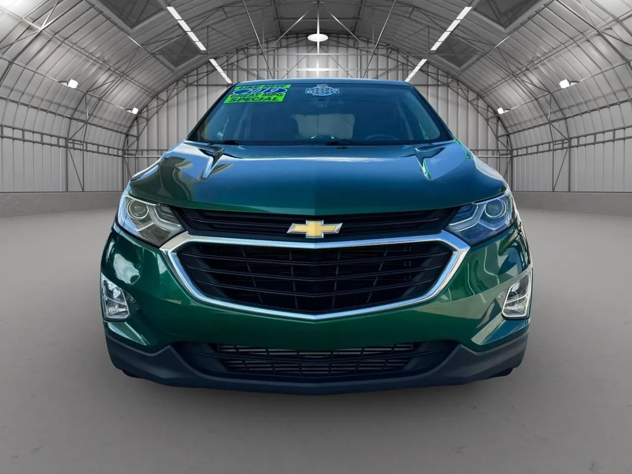 Used 2019 Chevrolet Equinox LT FWD image 2