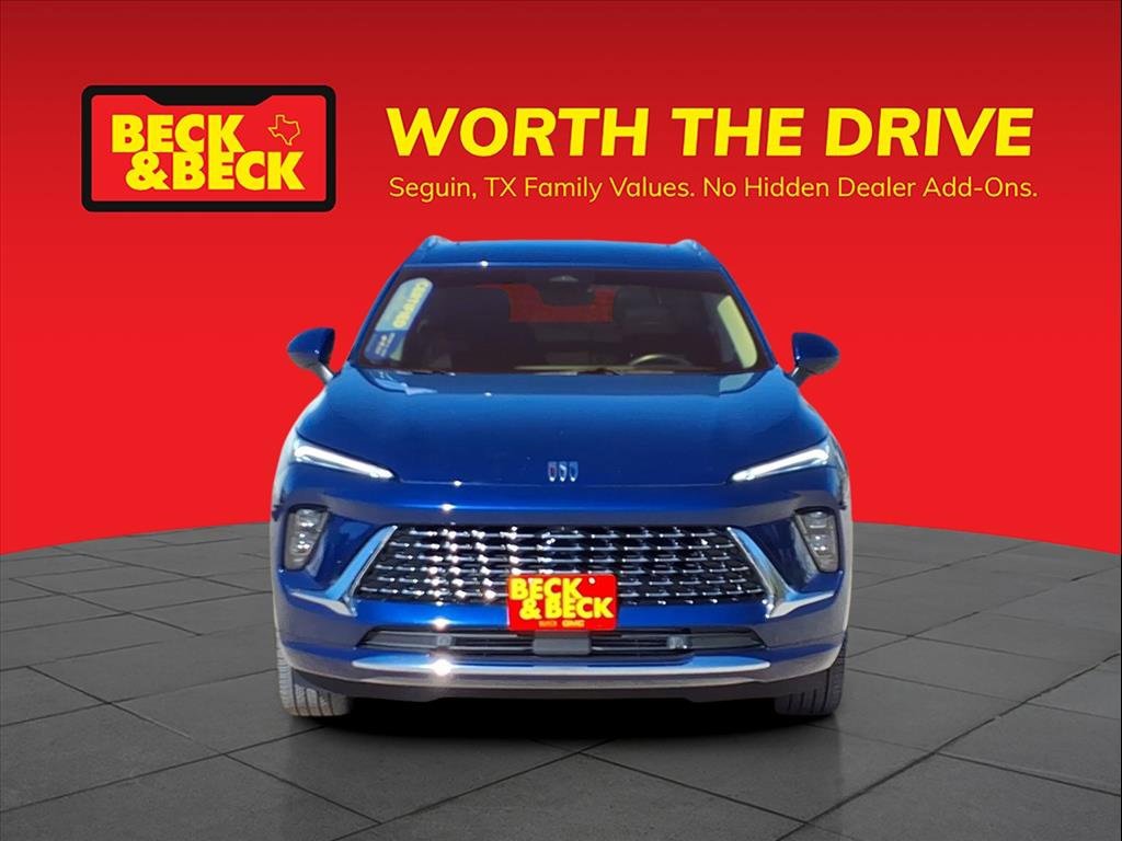 Certified 2024 Buick Envision Avenir image 2