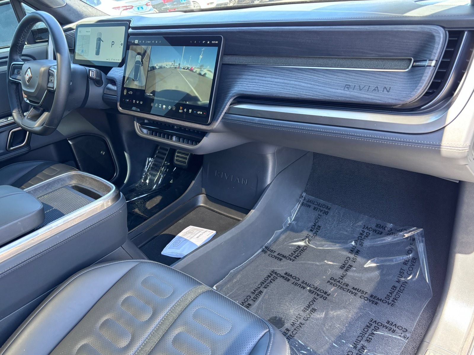 Used 2023 Rivian R1S Adventure AWD/4WD image 13