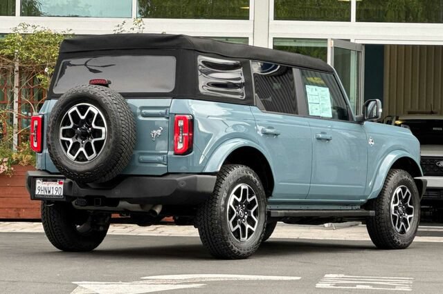Certified 2023 Ford Bronco Outer Banks AWD/4WD image 4