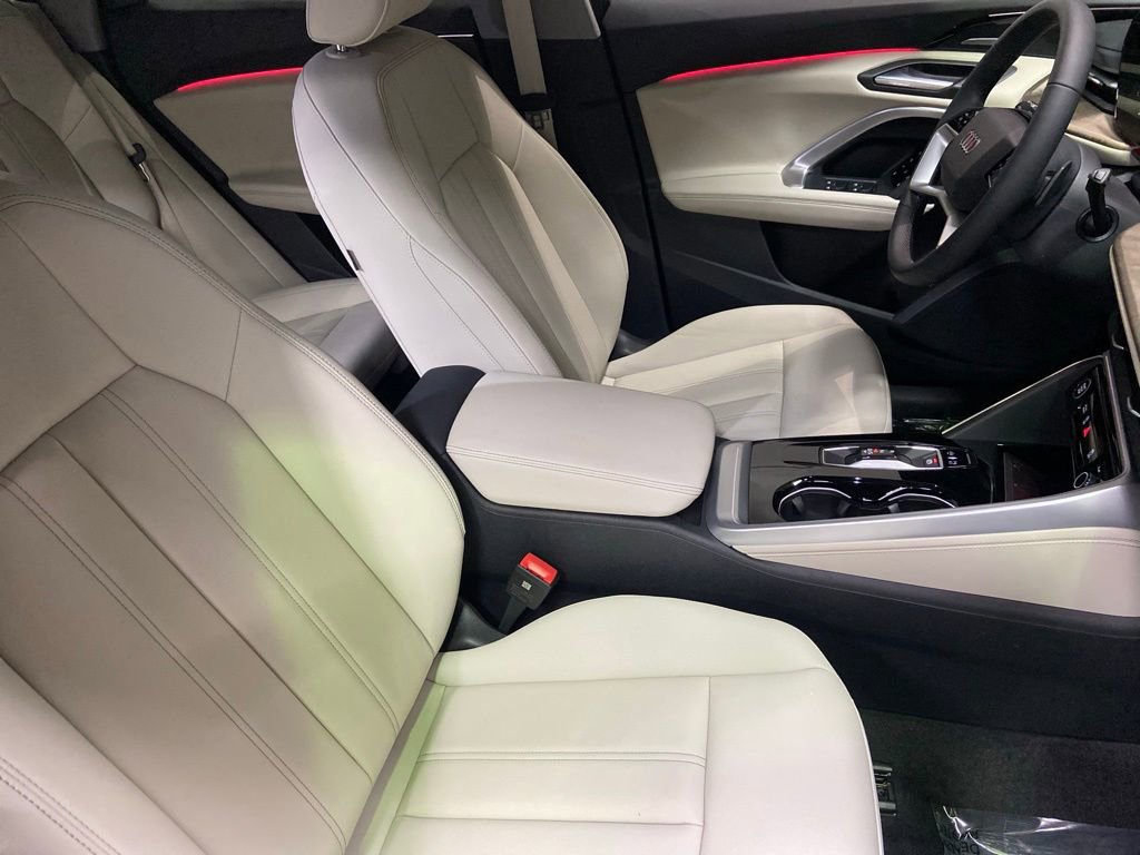 New 2025 Audi Q5 Premium Plus image 8