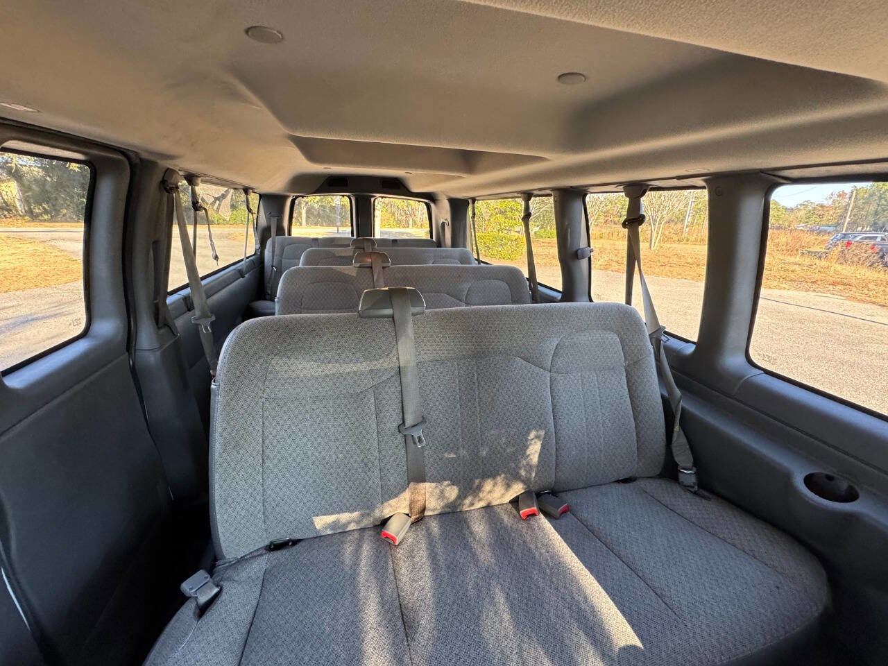 Used 2016 Chevrolet Express 3500 LT w/ LT Preferred Equipment Group image 40