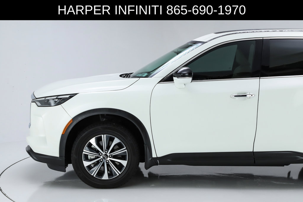 Used 2024 INFINITI QX60 Pure FWD image 3