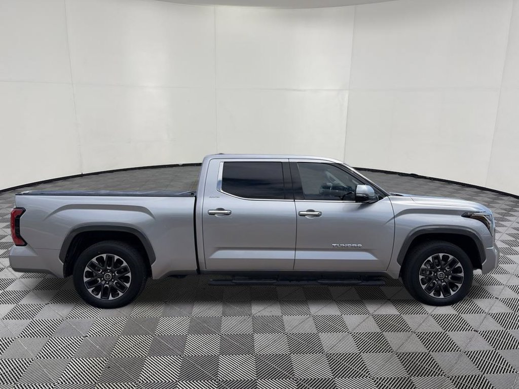 Used 2022 Toyota Tundra Limited AWD/4WD image 9