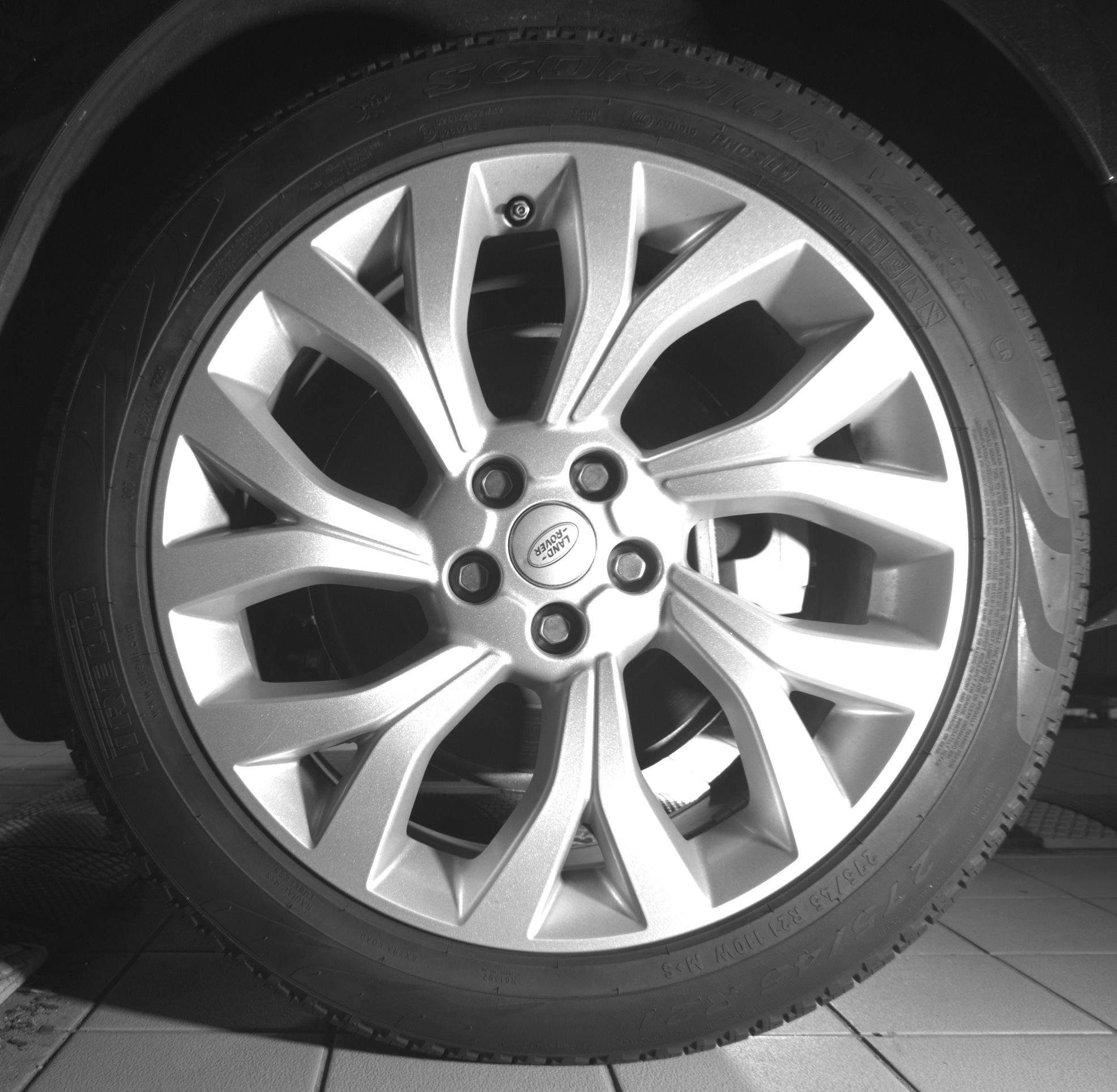 Used 2020 Land Rover Range Rover AWD/4WD image 31
