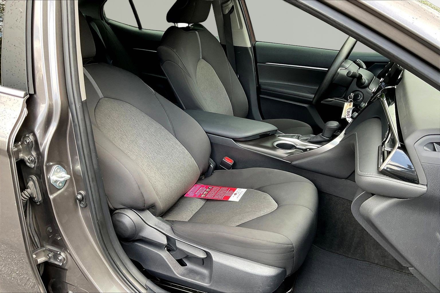 Used 2023 Toyota Camry LE FWD image 29
