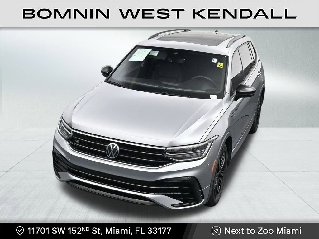 Used 2022 Volkswagen Tiguan SE R-Line image 20