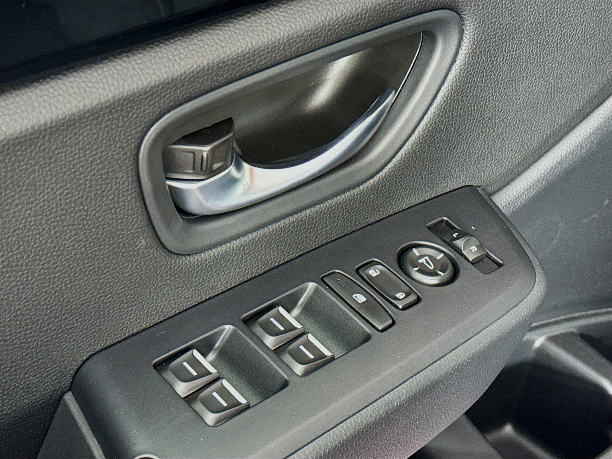 New 2026 Honda Pilot Sport image 18