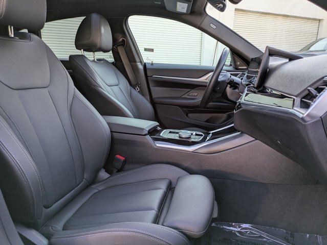 Used 2024 BMW i4 eDrive40 w/ Premium Package image 21