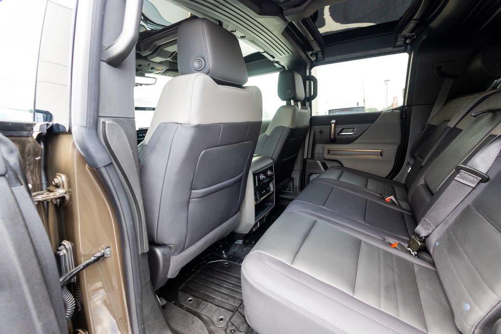 Used 2025 GMC Hummer EV 2X w/ Extreme Off-Road Package AWD/4WD image 52