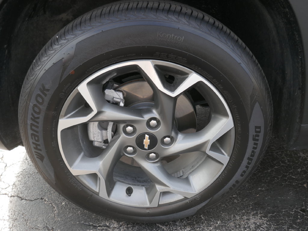 Certified 2026 Chevrolet Trax LT FWD image 11
