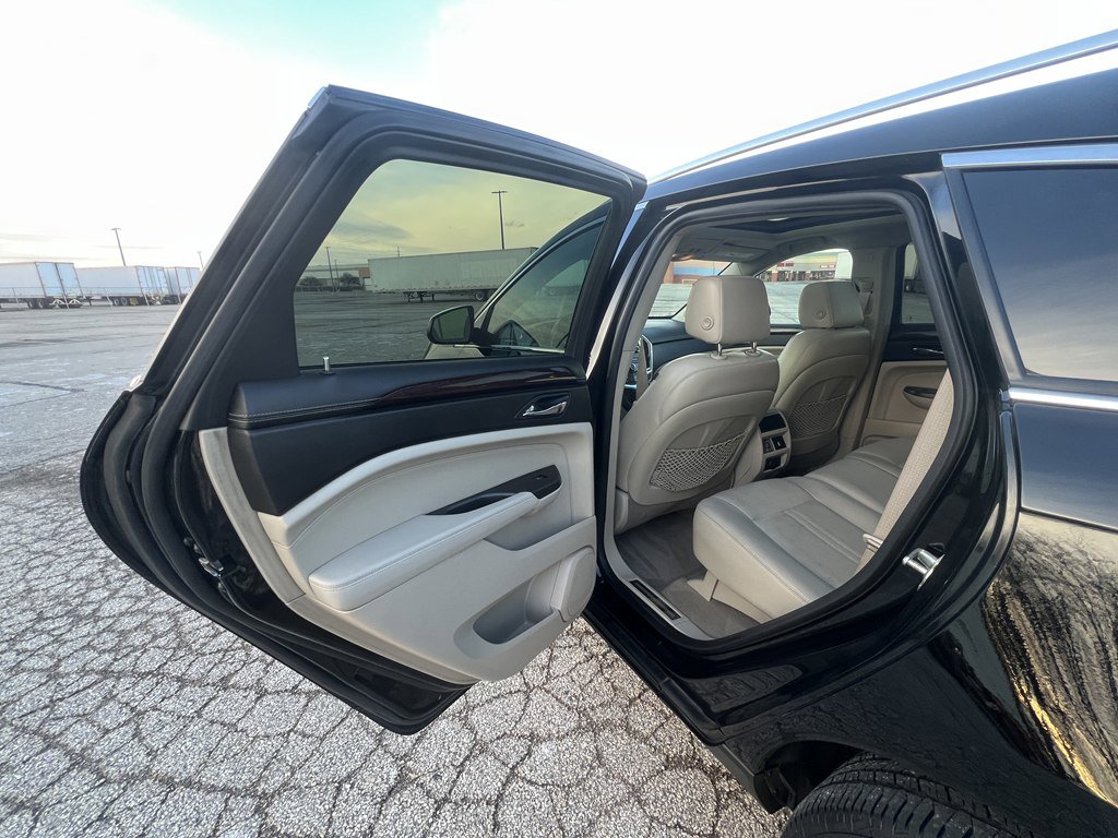 Used 2012 Cadillac SRX Luxury image 15