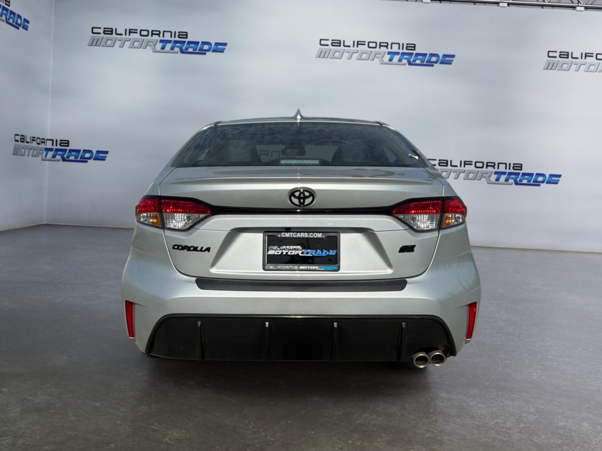 Used 2025 Toyota Corolla SE FWD image 6