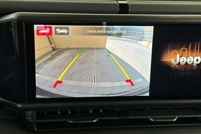 New 2026 Jeep Wrangler Unlimited Sahara AWD/4WD image 17
