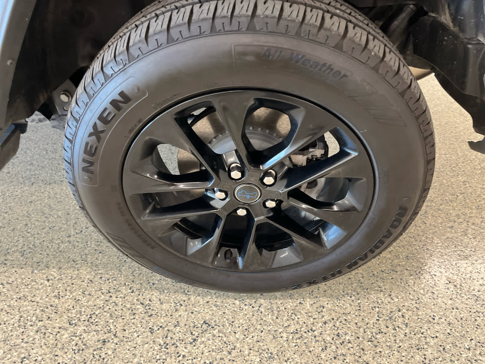 Used 2025 Jeep Wrangler Sahara image 10