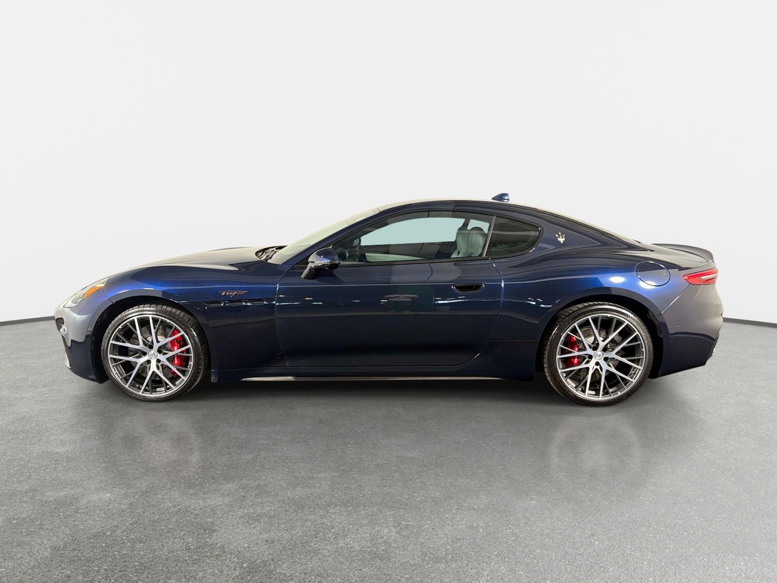 Used 2024 Maserati GranTurismo Trofeo AWD/4WD image 6