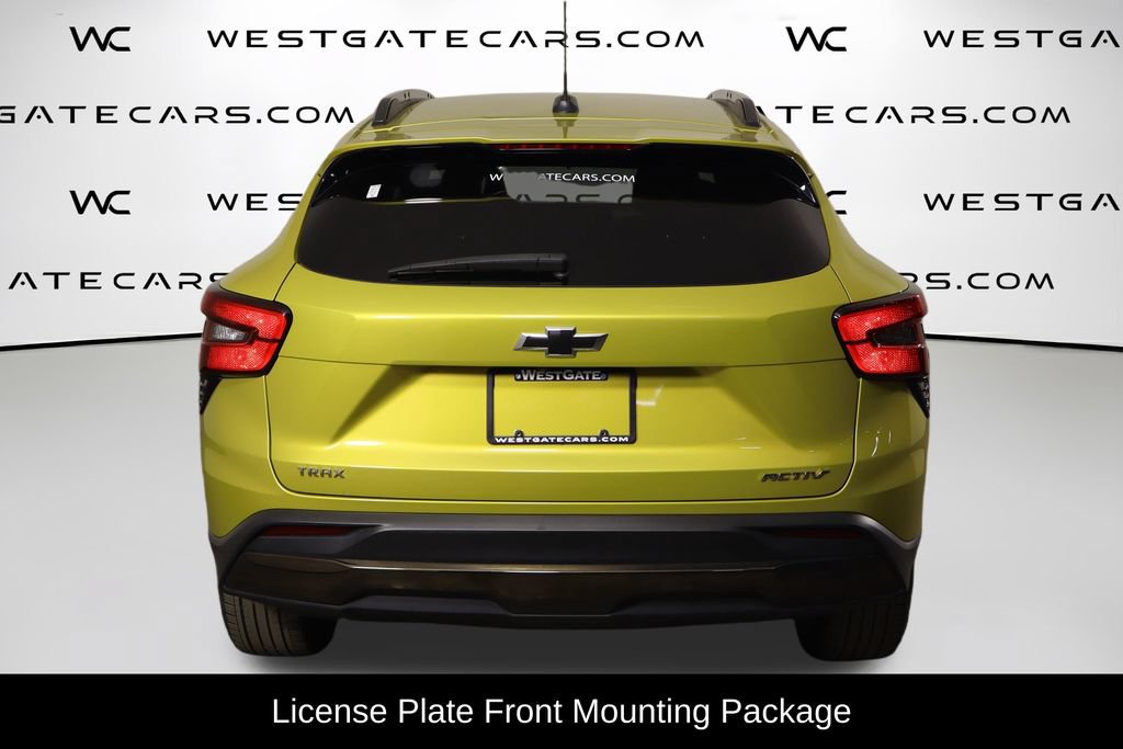 Used 2024 Chevrolet Trax ACTIV w/ Driver Confidence Package FWD image 4