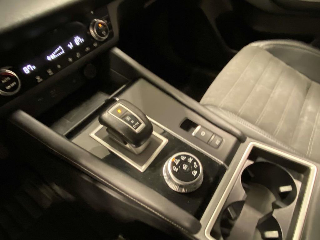 Used 2024 Mitsubishi Outlander SE image 17