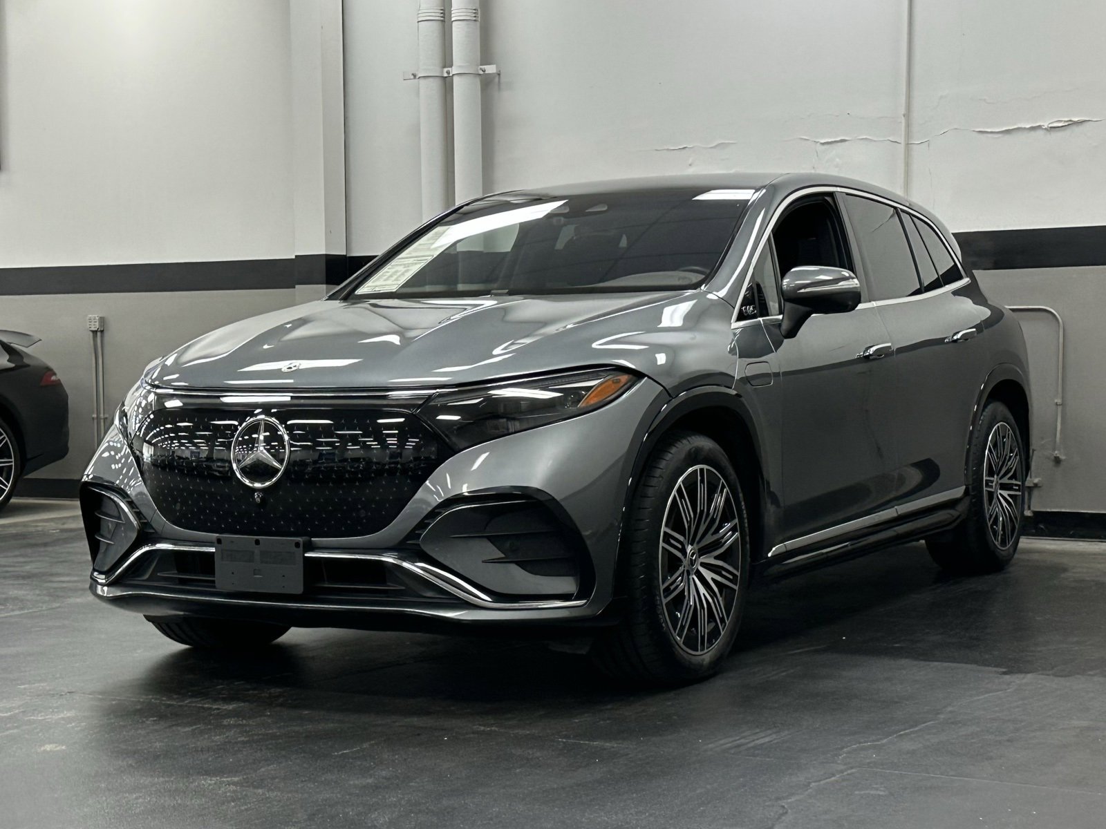 Certified 2023 Mercedes-Benz EQS 580 4MATIC SUV image 5